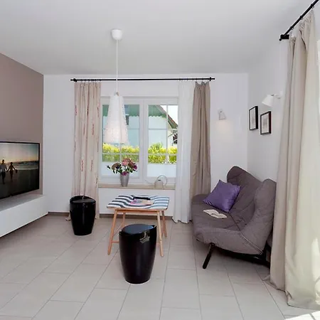 Haus 164, Kiefernweg 7 בית נופש