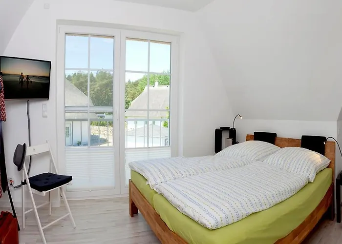 Haus 164, Kiefernweg 7 *